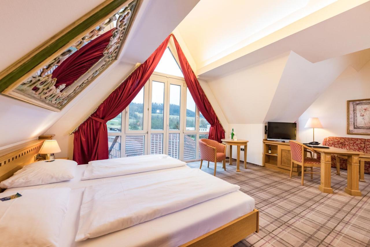 Goebels Hotel Zum Loewen Friedewald  المظهر الخارجي الصورة